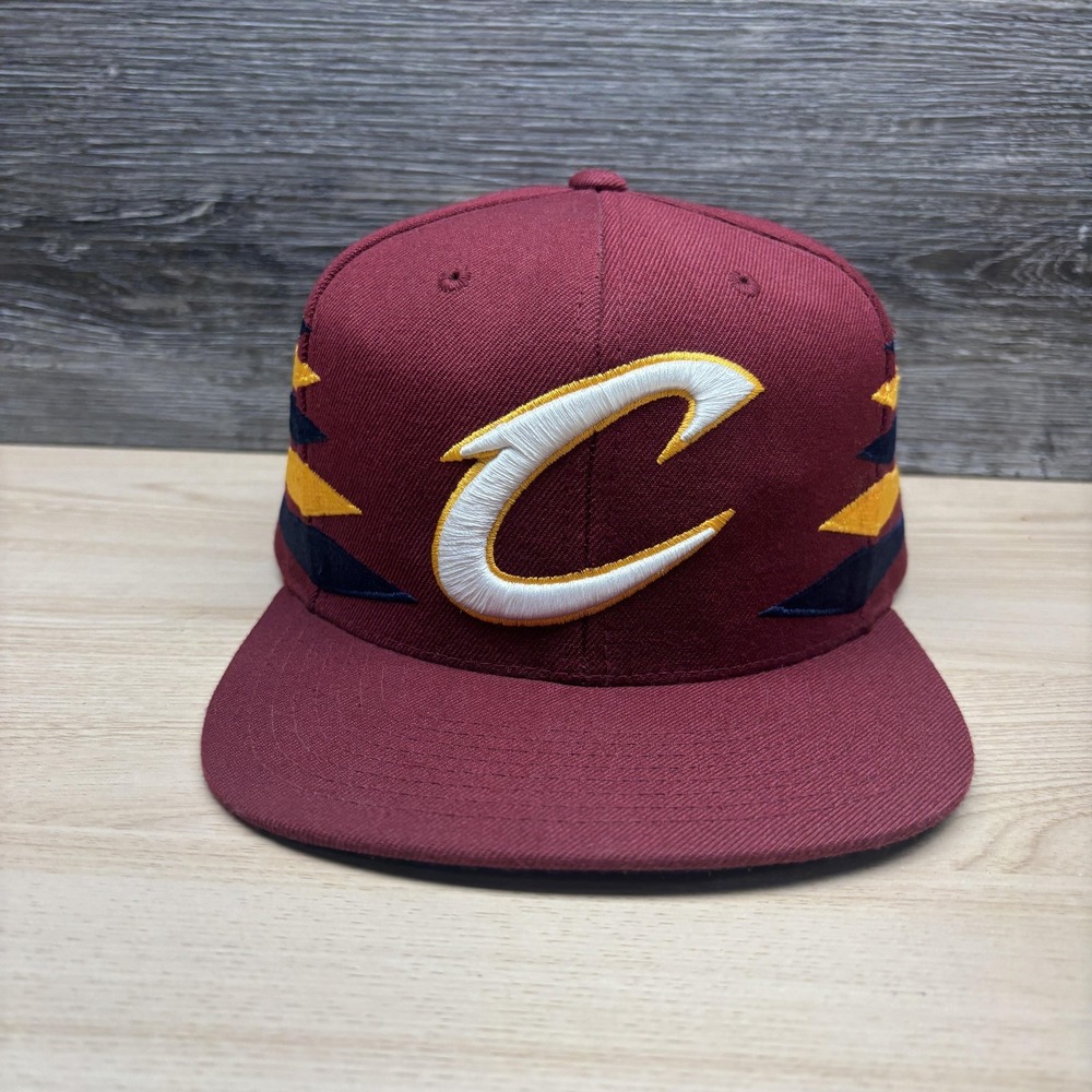 Cleveland Cavaliers Hat Snap Back Maroon Diamond NBA Basketball Mitchell & Ness